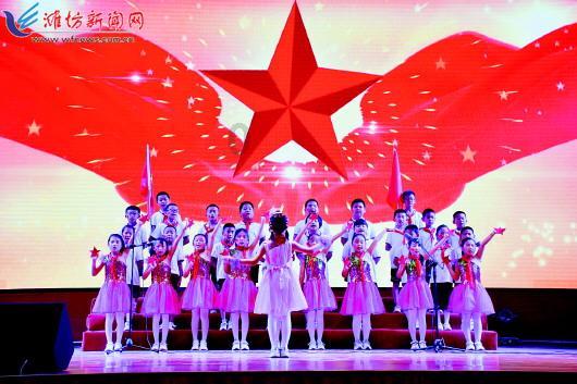 金刚鹦鹉逃生